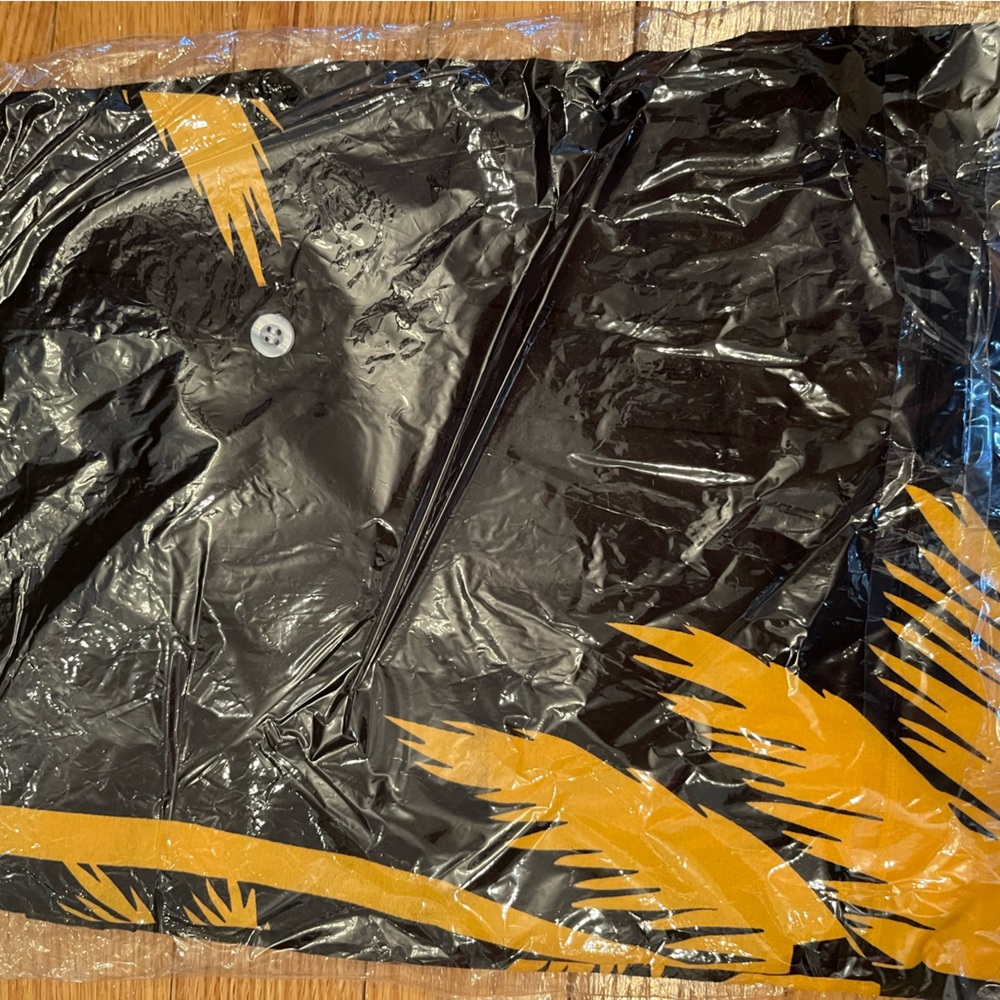 PITTSBURGH PIRATES HAWAIIAN SHIRT SIZE XL MLB GIVEAWAY BLACK AND GOLD